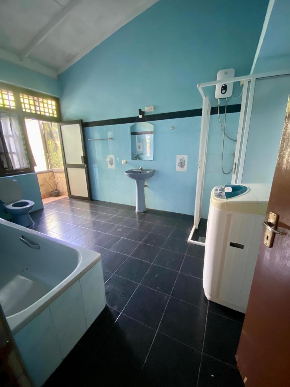 Noahs Ark Transit Stay Moratuwa Exterior foto