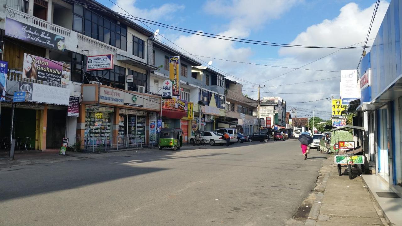Noahs Ark Transit Stay Moratuwa Exterior foto